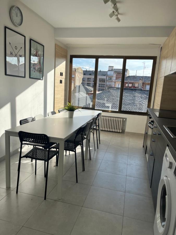 Bierzo Habita Apartments Ponferrada Ngoại thất bức ảnh